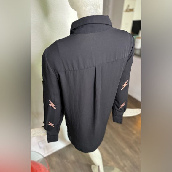 Do+Be Women’s Black Sheer Sequin Lightening Button Down Long Sleeve Top. Size S - Picture 10 of 12